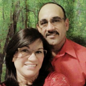 Meet your Posher, Carmenelionexis